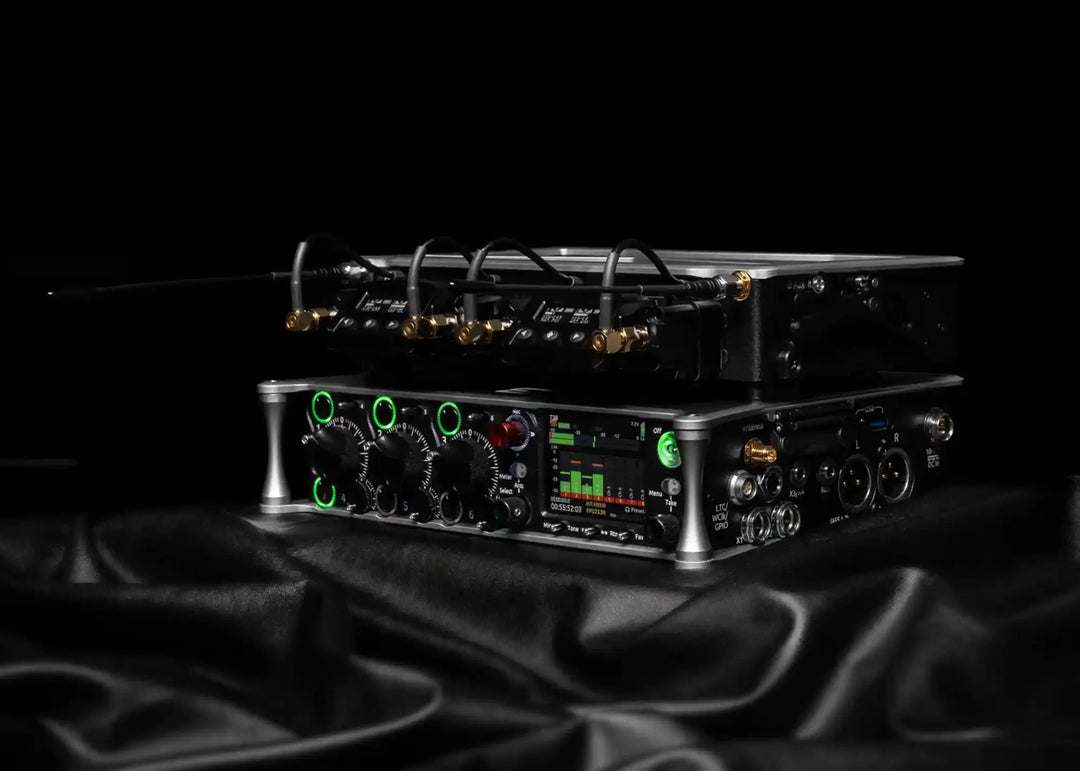 Sound Devices SL-2 mounted on 833
